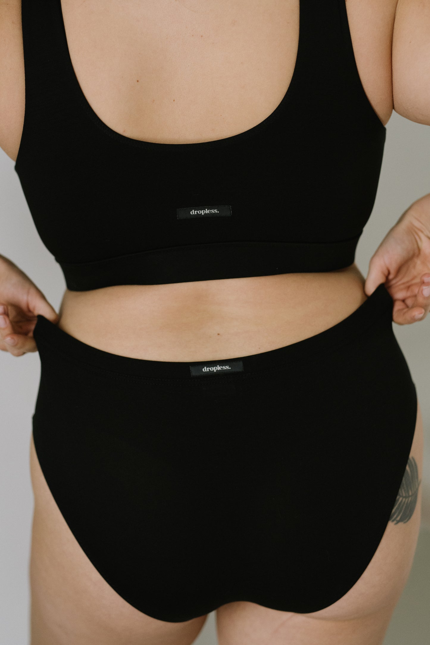 dropless. soft bra plus - czarny